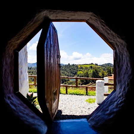 Hobbit Hotel Ecolodge- Guatapé Eksteriør billede