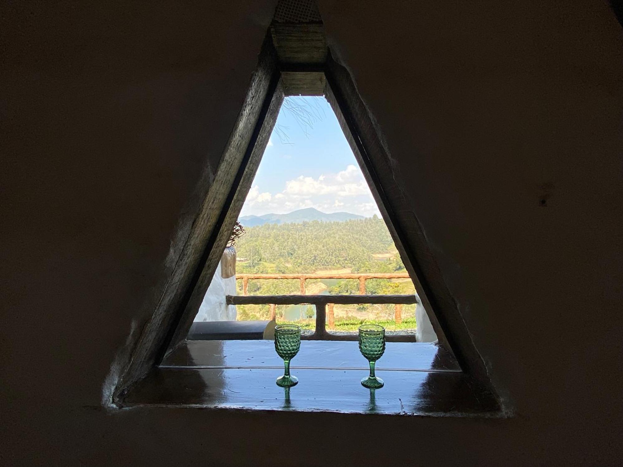 Hobbit Hotel Ecolodge- Guatapé Eksteriør billede