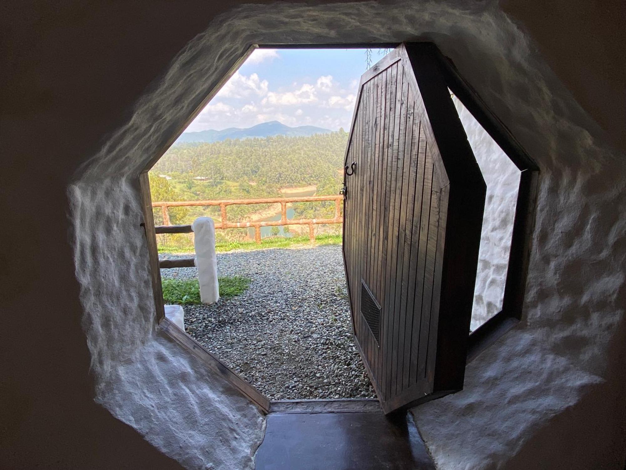 Hobbit Hotel Ecolodge- Guatapé Eksteriør billede