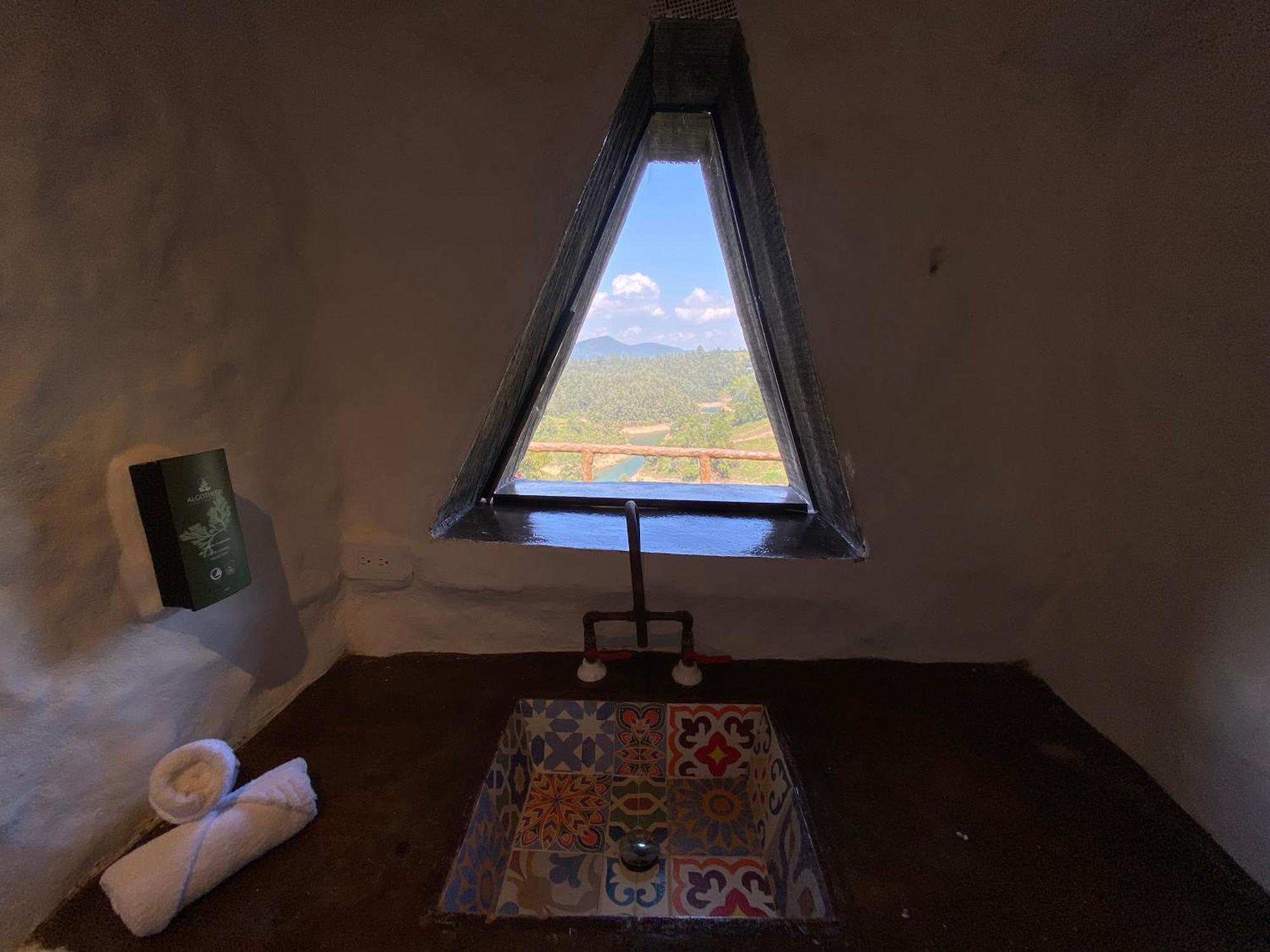 Hobbit Hotel Ecolodge- Guatapé Eksteriør billede