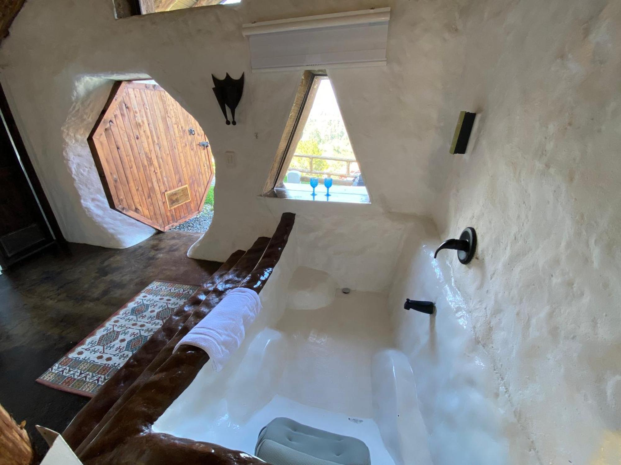 Hobbit Hotel Ecolodge- Guatapé Eksteriør billede
