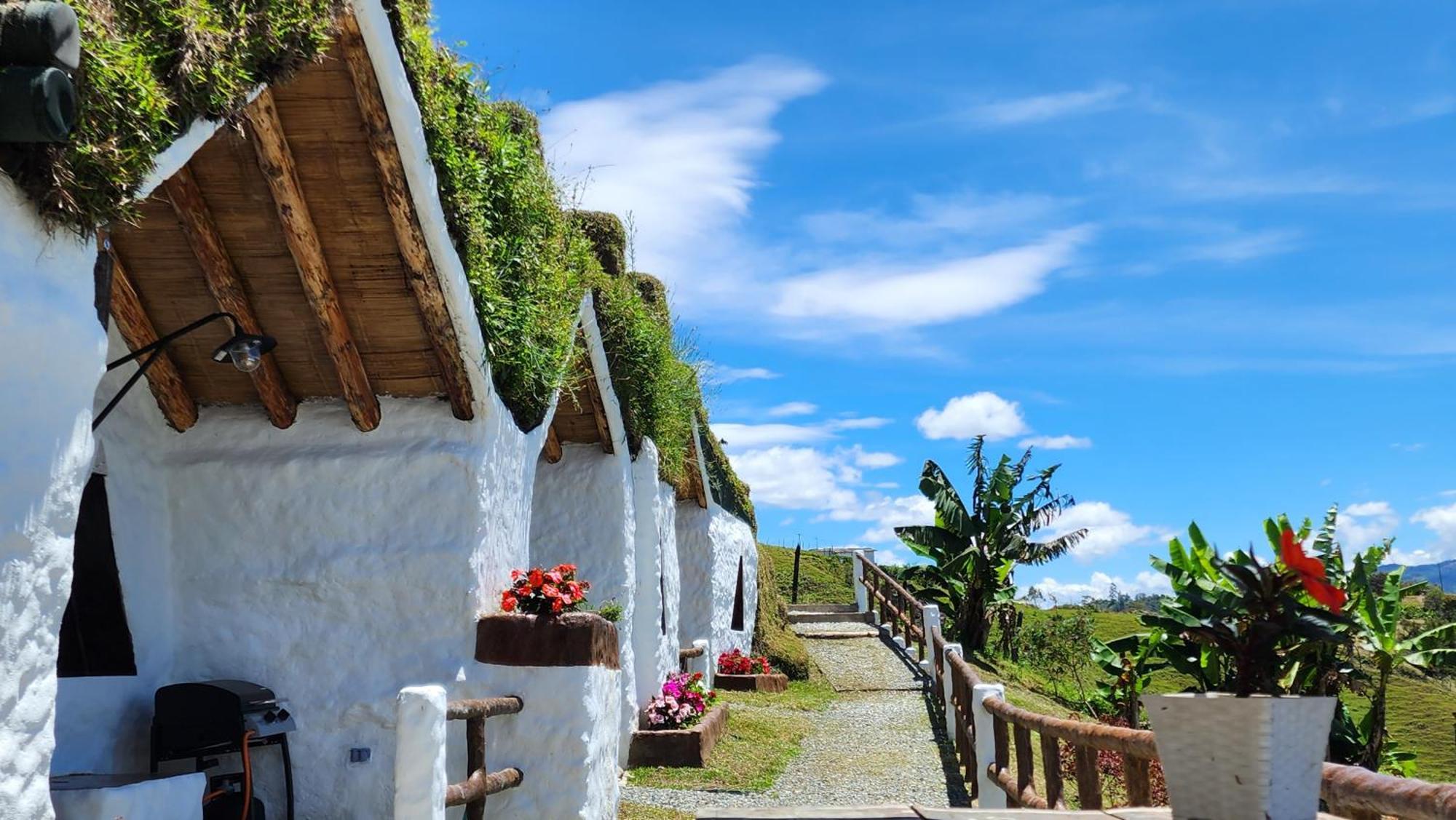 Hobbit Hotel Ecolodge- Guatapé Eksteriør billede