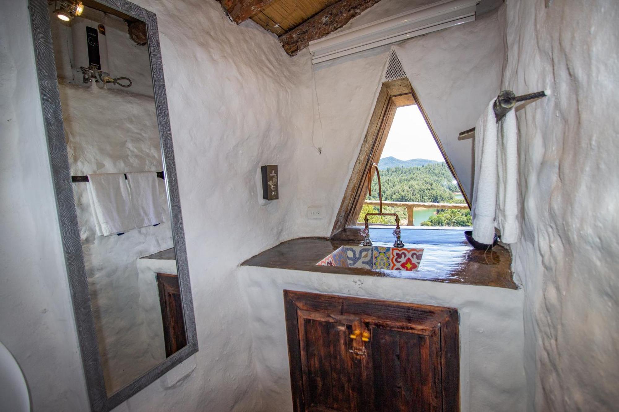 Hobbit Hotel Ecolodge- Guatapé Eksteriør billede