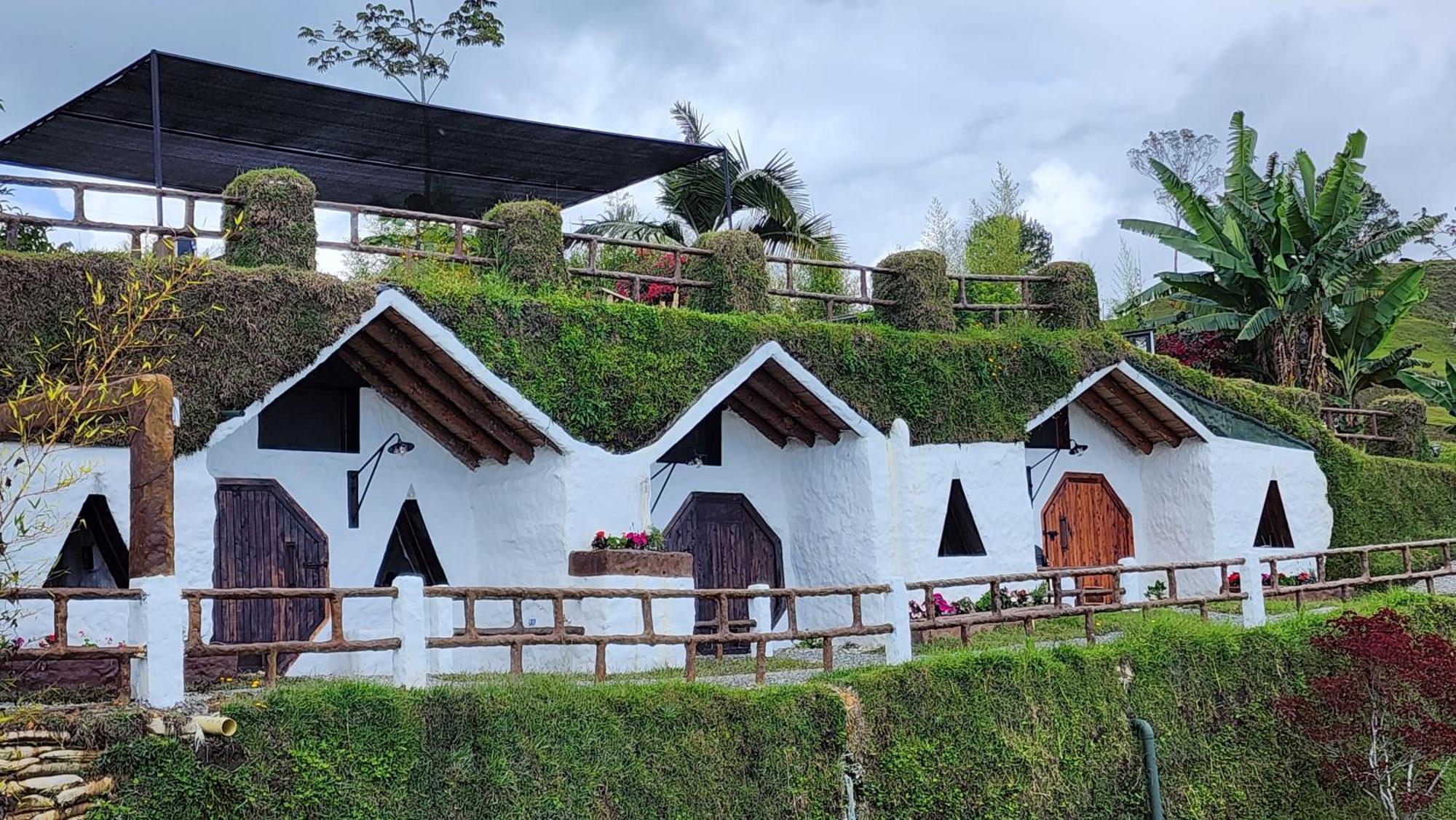 Hobbit Hotel Ecolodge- Guatapé Eksteriør billede