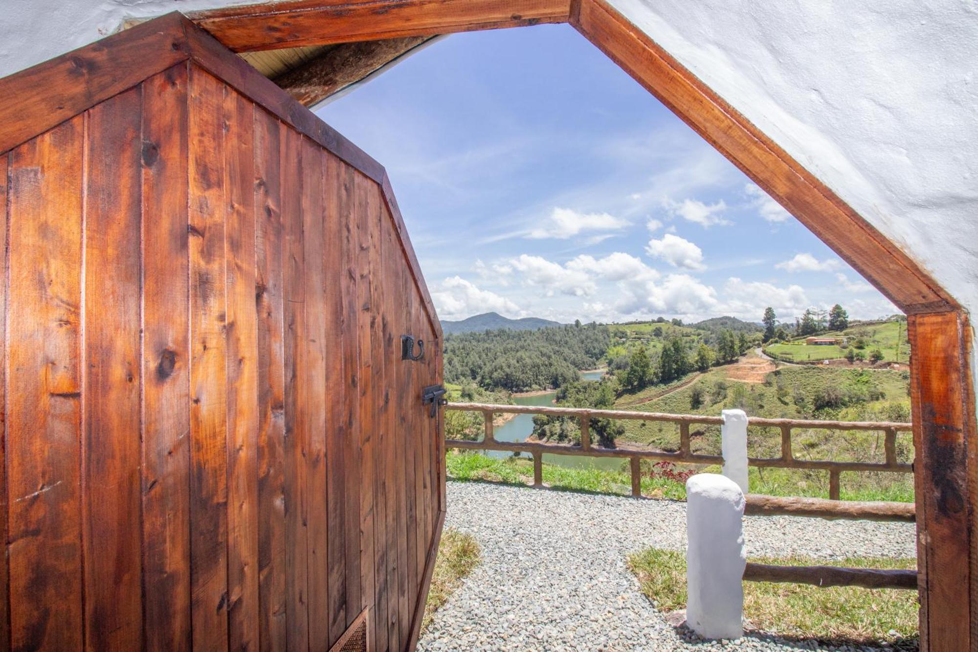 Hobbit Hotel Ecolodge- Guatapé Eksteriør billede